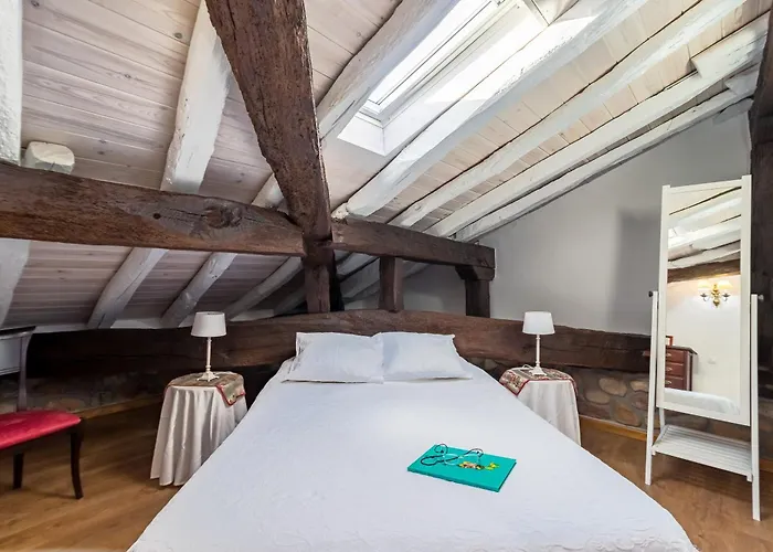 Casa Velarde Apto 1 *